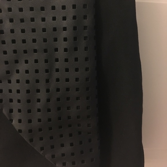 BCBGeneration Skort - Picture 2 of 4